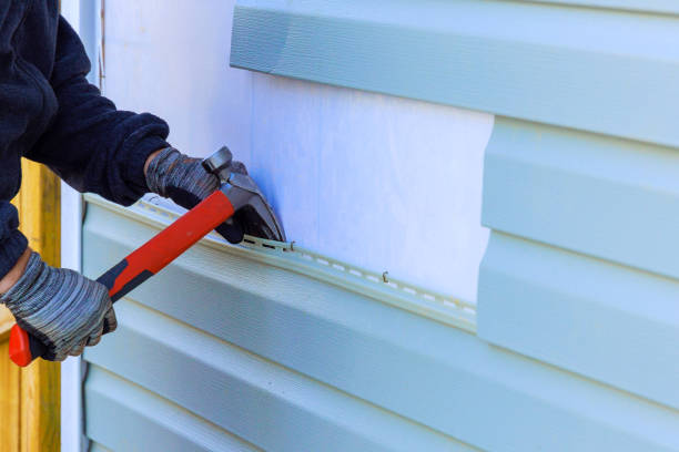 Reliable Wood Siding contractor in Lincoln, IL by Squared Siding