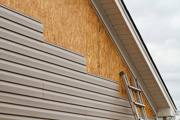 24/7 Emergency Wood Siding experts in Lincoln, IL